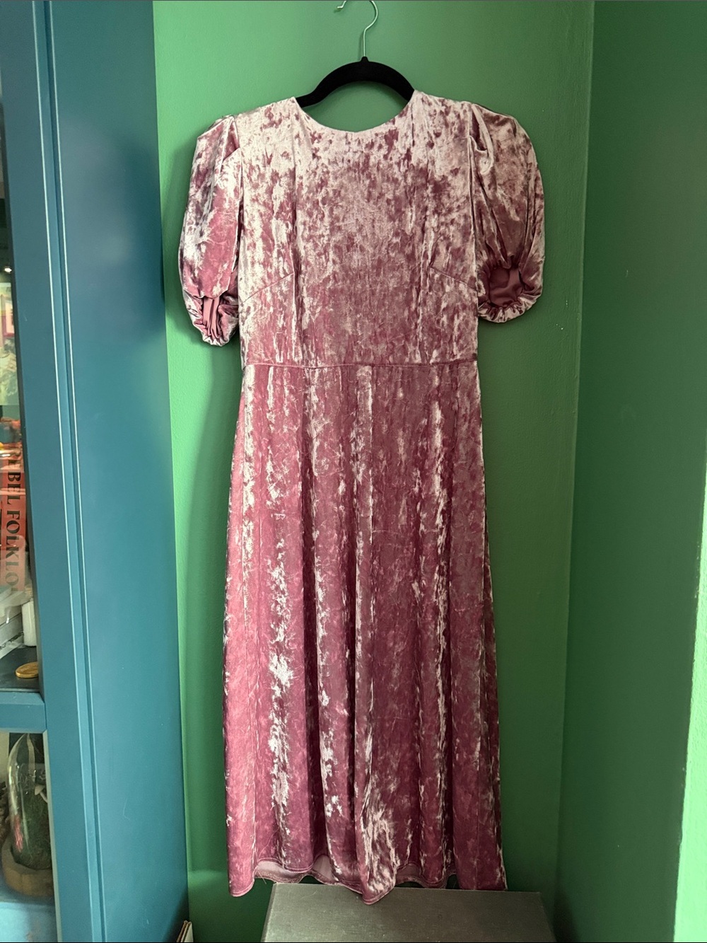 Donna Morgan Velvet Midi Dress in Dusty Rose